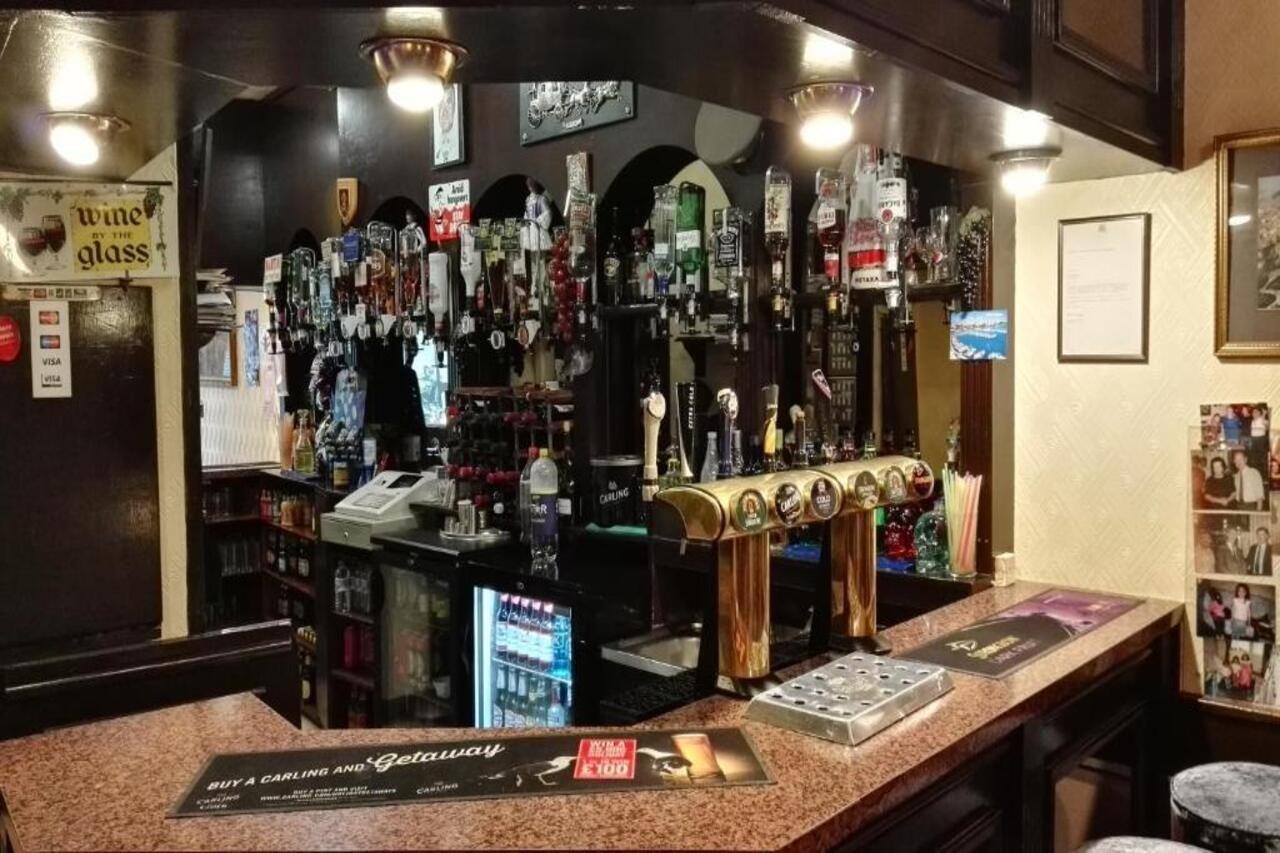 Barley Mow Hotel Pontefract Buitenkant foto