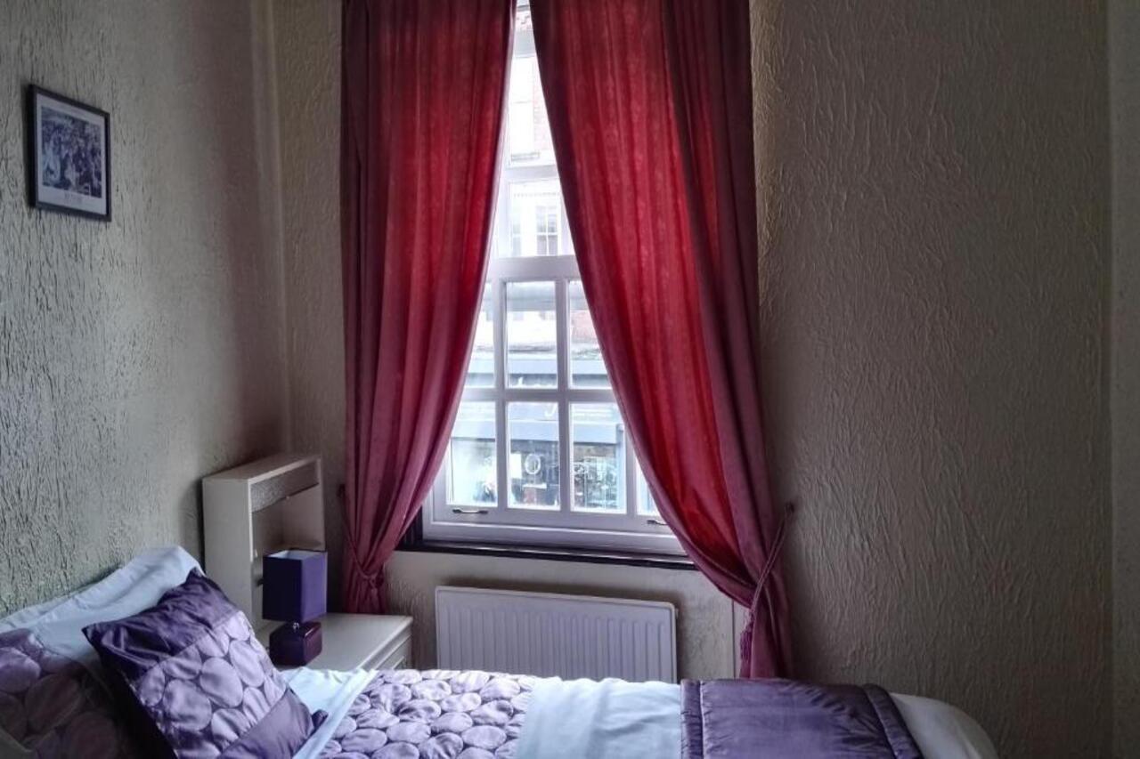 Barley Mow Hotel Pontefract Buitenkant foto