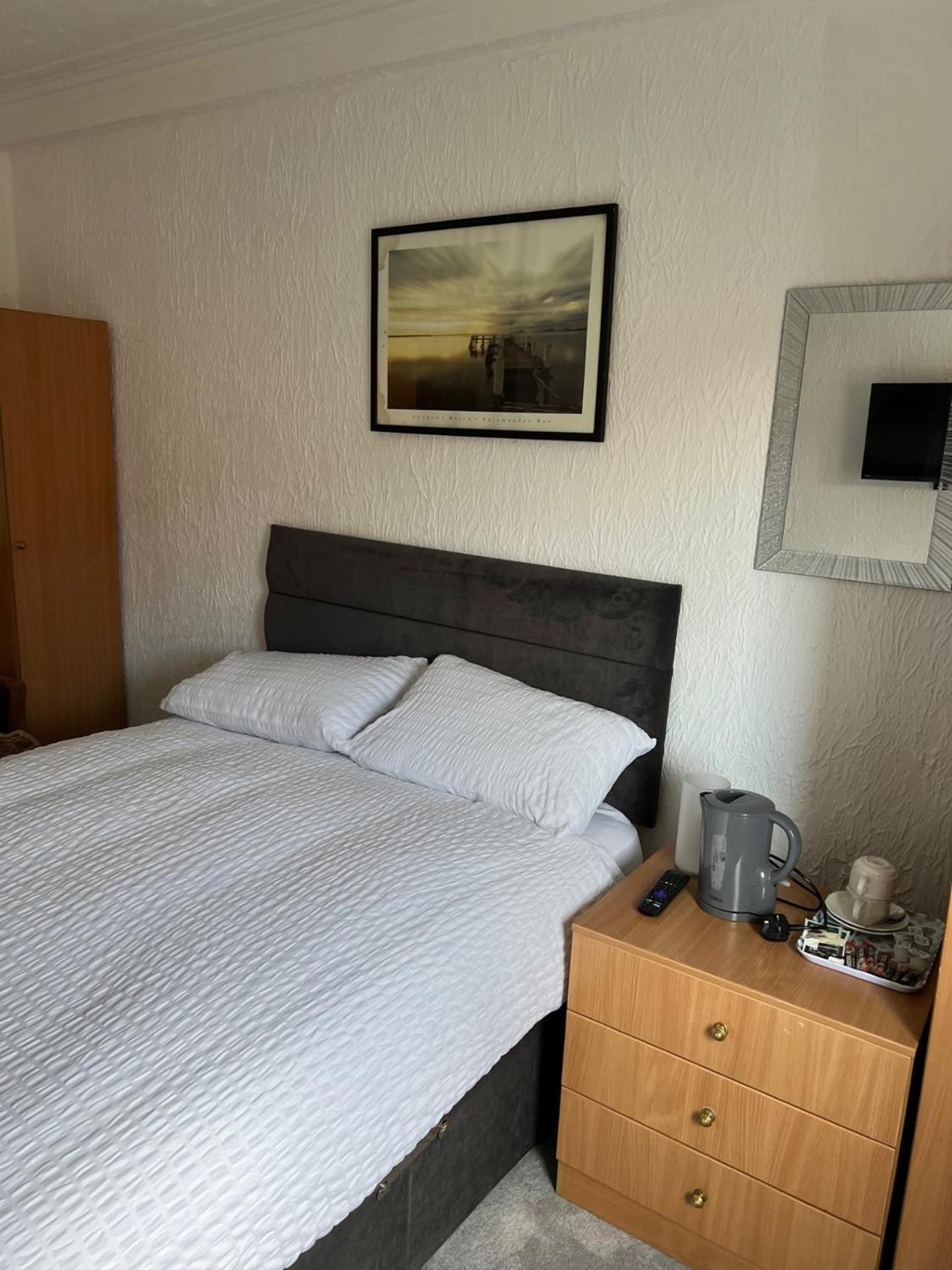 Barley Mow Hotel Pontefract Buitenkant foto
