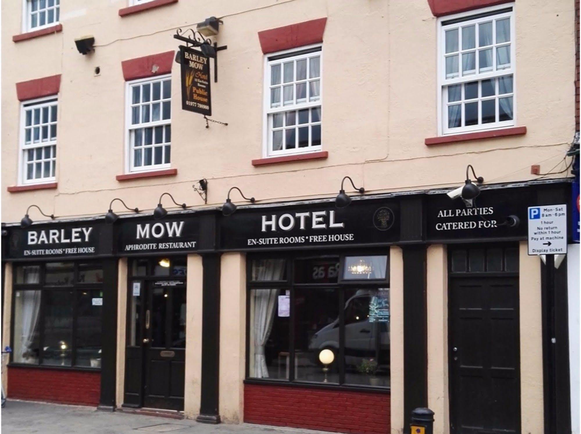 Barley Mow Hotel Pontefract Buitenkant foto