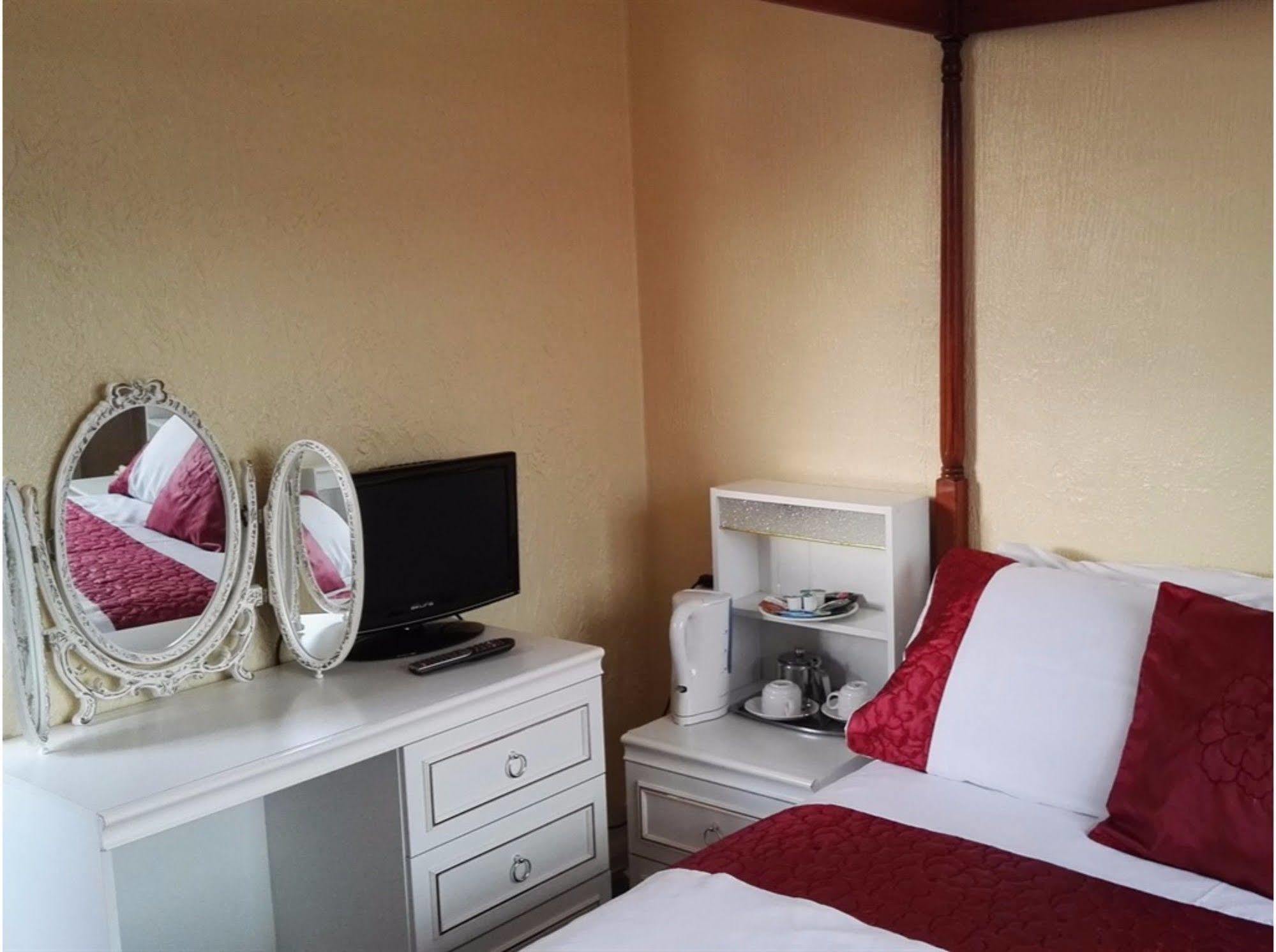 Barley Mow Hotel Pontefract Buitenkant foto